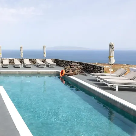 Hotiday Santorini Seafront
