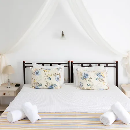 Hotel Hotiday Santorini Seafront 3*