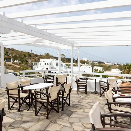 Hotiday Santorini Seafront